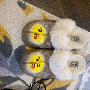 Ugg clogs custom size 5